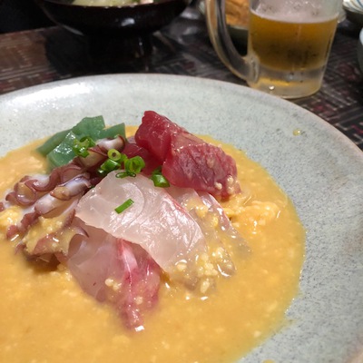 おいしい料理を囲みながら おいしい料理を囲みながら