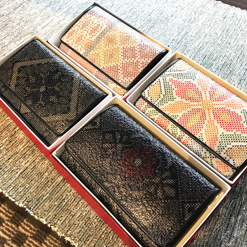 大人気の名刺入れに新柄登場です☆ 大人気の名刺入れに新柄登場です☆