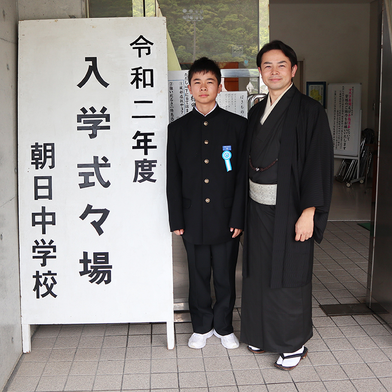 入学式は「泥×黒」スタイル☆ 入学式は「泥×黒」スタイル☆