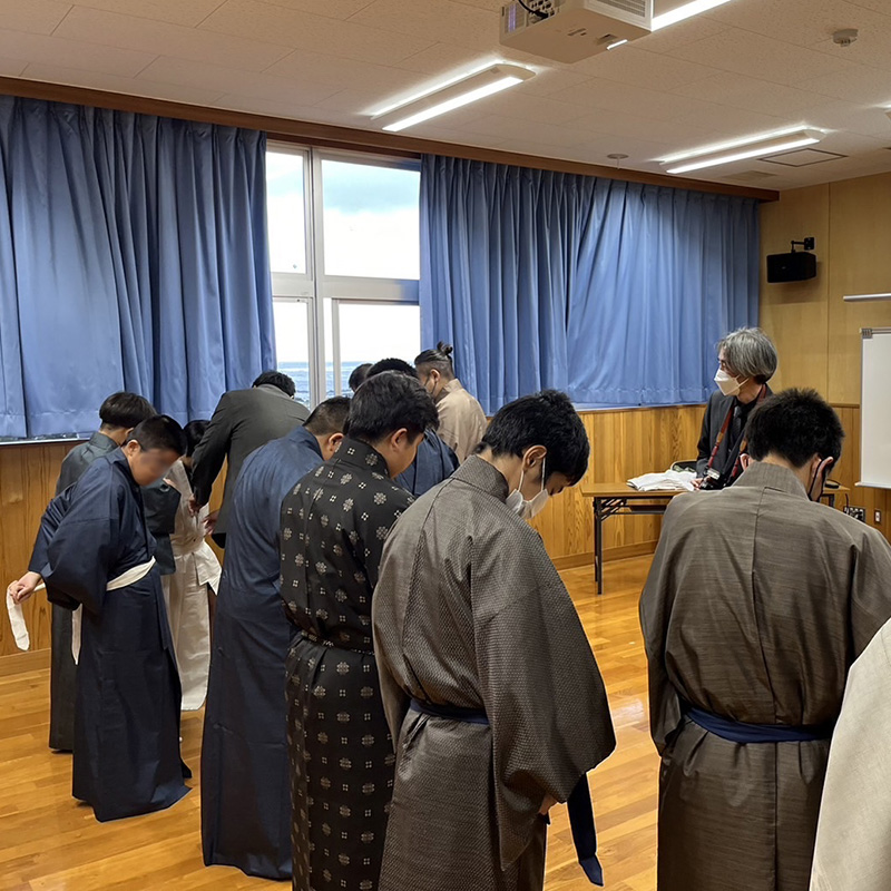 今年最後の着付体験授業☆ 今年最後の着付体験授業☆