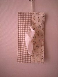 とっても便利なティッシュ入れ♪