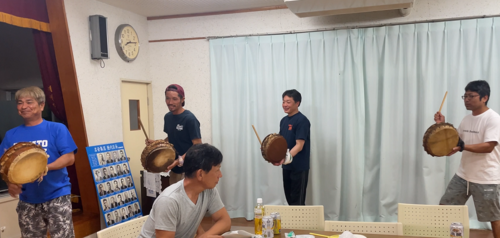 理由は? 理由は?
