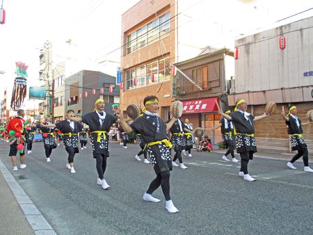 離島・奄美・離島医療・徳洲会・医師・離島 医師・離島 医師募集・専攻医・離島 専攻医・離島 専攻医募集・研修医・看護師・離島 看護師・離島 看護師募集・助産師・離島 助産師・離島 助産師募集・薬剤師・離島 薬剤師・離島 薬剤師募集・臨床検査技師・離島 臨床検査技師・離島 臨床検査技師募集・診療放射線技師・離島 診療放射線技師・離島 診療放射線技師募集・臨床工学技士・離島 臨床工学技士・離島 臨床工学技士募集・理学療法士・作業療法士・離島 作業療法士・離島 作業療法士募集・言語聴覚士・離島 言語聴覚士・離島 言語聴覚士募集・イベント・スタッフ募集・職員募集・奄美祭り・あまみ祭り パレード・名瀬徳洲会病院