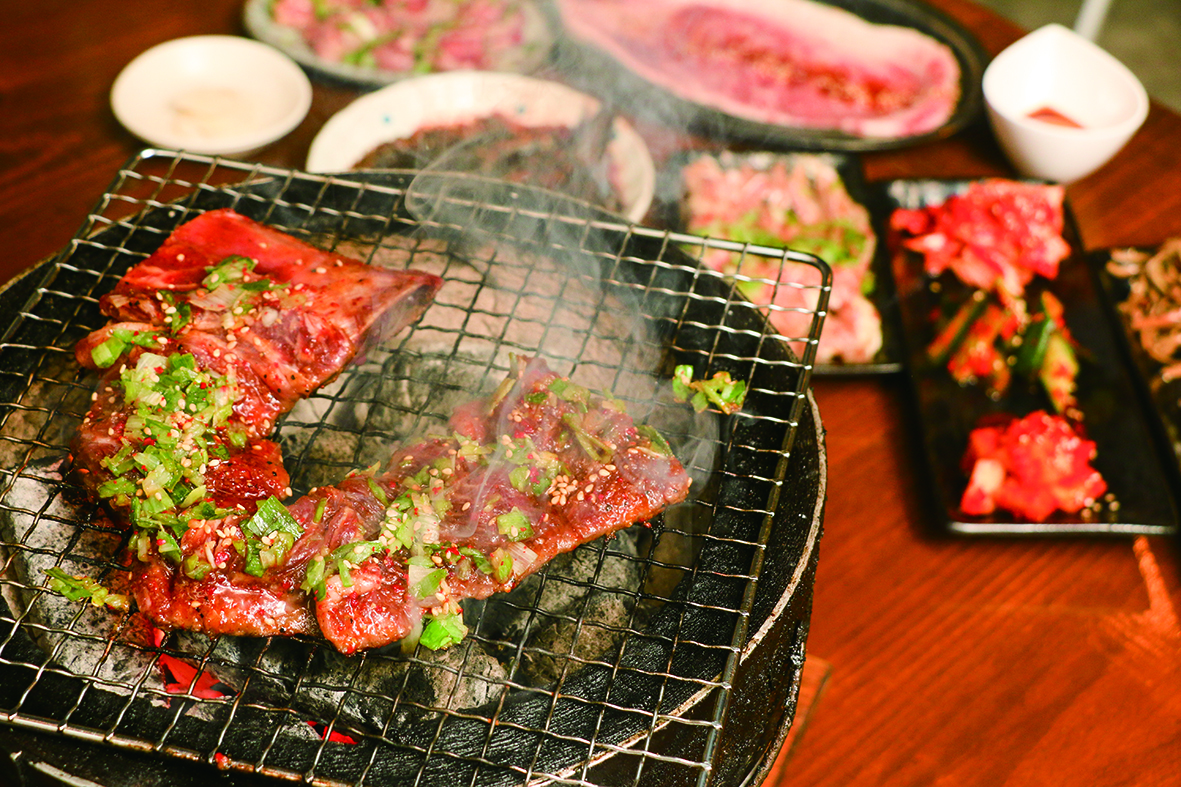 【12月28・29・30日の3日間 ドリンク1杯100円!焼肉ホルモン伝説むる2周年だよ!全員集合~】 【12月28・29・30日の3日間 ドリンク1杯100円!焼肉ホルモン伝説むる2周年だよ!全員集合~】