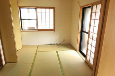 鳩浜町１LDK！！