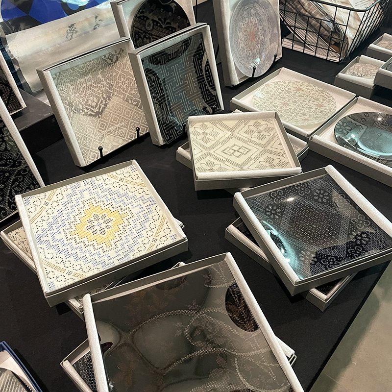 今日からパリで展示会☆