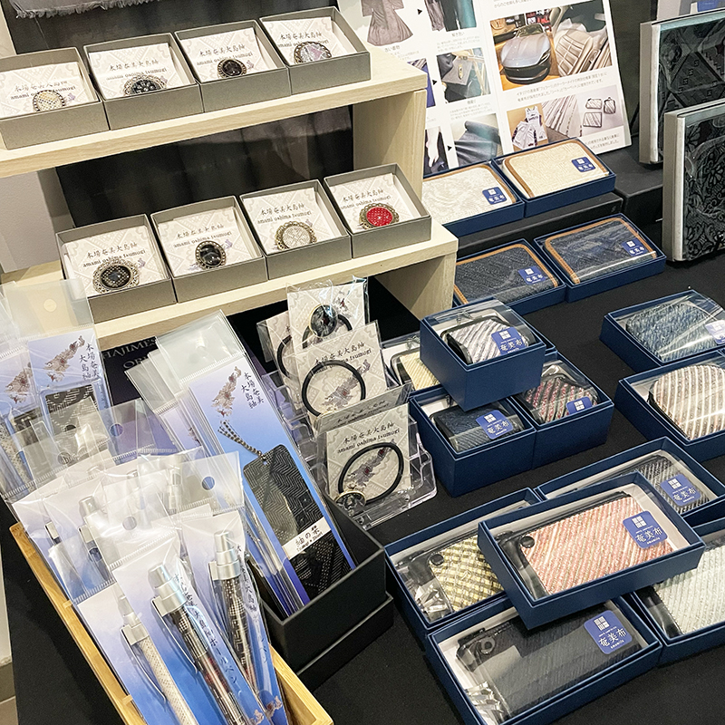 今日からパリで展示会☆