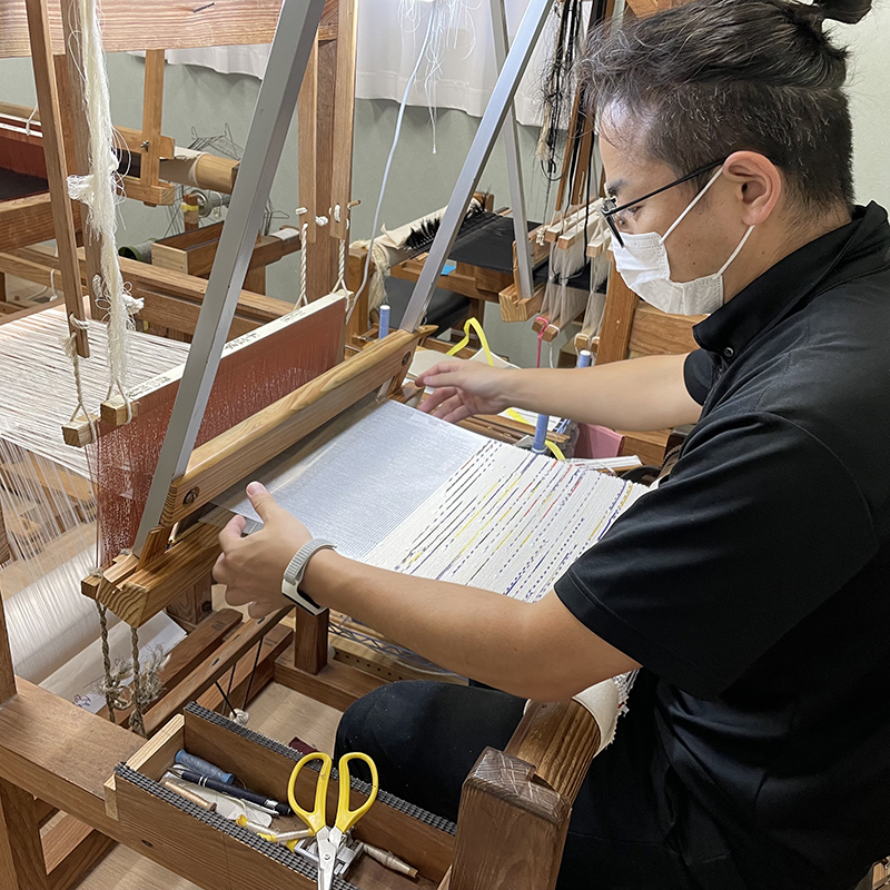 追加注文の機織り中☆
