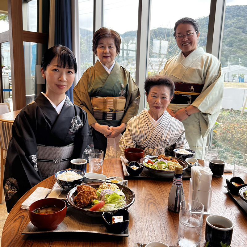 着物で新年会☆