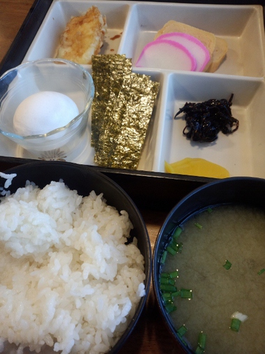 港湾食堂朝定！