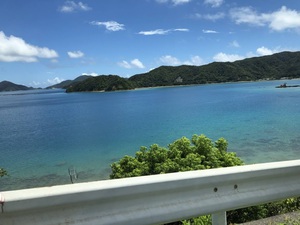 加計呂麻　海