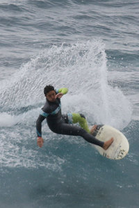 山羊島サーフィン