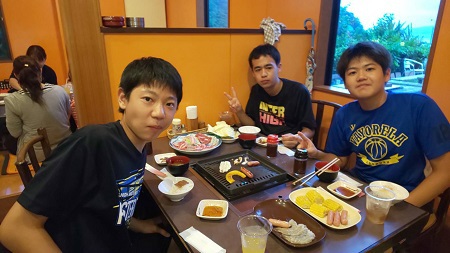 本日の団体様