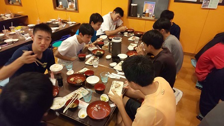 本日の団体様