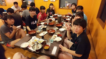 本日の団体様