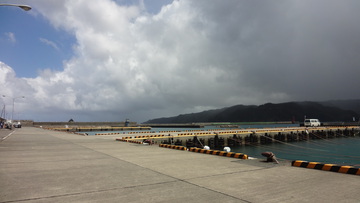 お盆と台風が一緒に！