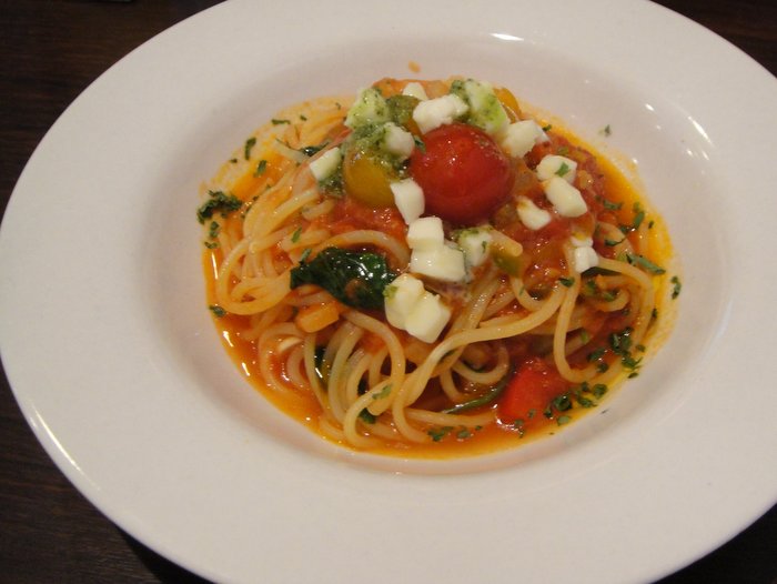 トマト系パスタ