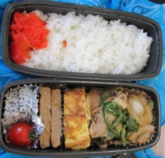 弁当　２年生の３