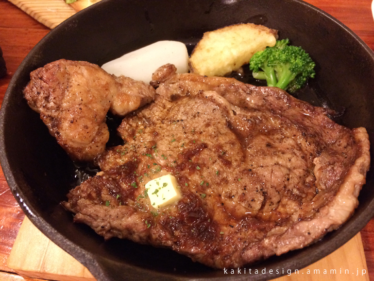 花屋奥の隠れキッチン