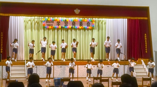 虚偽答弁にならないか？