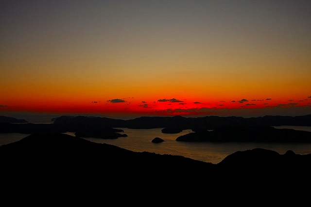 夕暮れの大島海峡