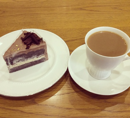 ランチにはケーキセットがオススメ！