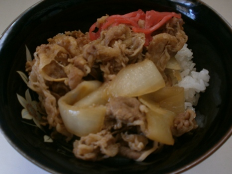 ★昼食は「吉野家の牛丼」でした★