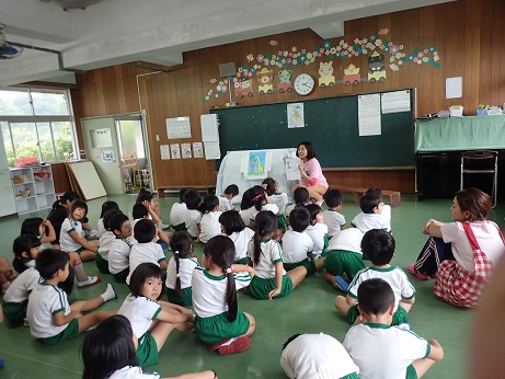 幼稚園へ宣伝活動！！