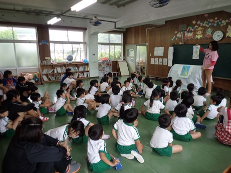 幼稚園へ宣伝活動！！