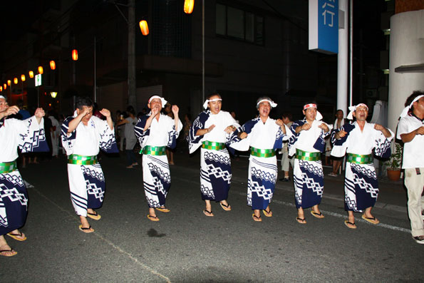 奄美祭り八月踊り大会