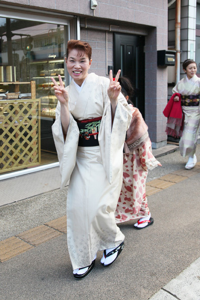 美人の社長さん