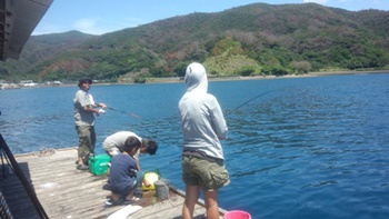 僕の夏休み4　宇検イカダ釣り