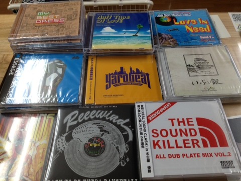 今日もMIX-CDが大量入荷です!!
