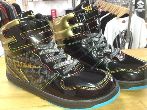 ダンスをされてる方必見！瞬足ダンスの新作入荷！